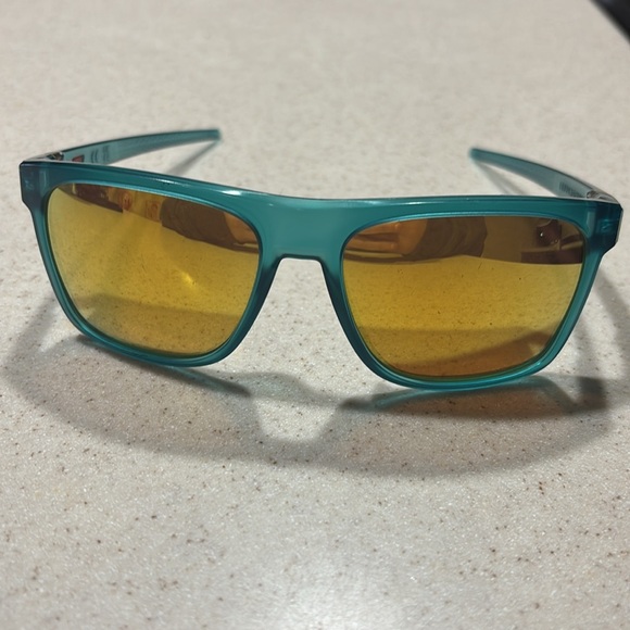 Oakley Sunglasses - Picture 2 of 3